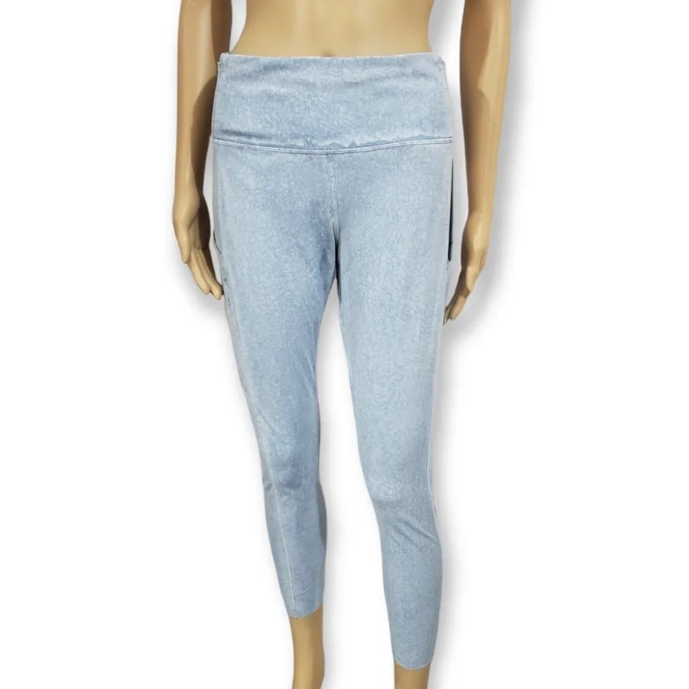 Lululemon Women's City Grit White Blue Fog  Fast and Free Tight 25